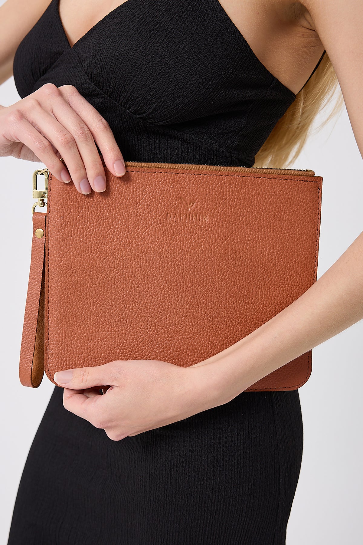 Nia Clutch – Tan, image 6