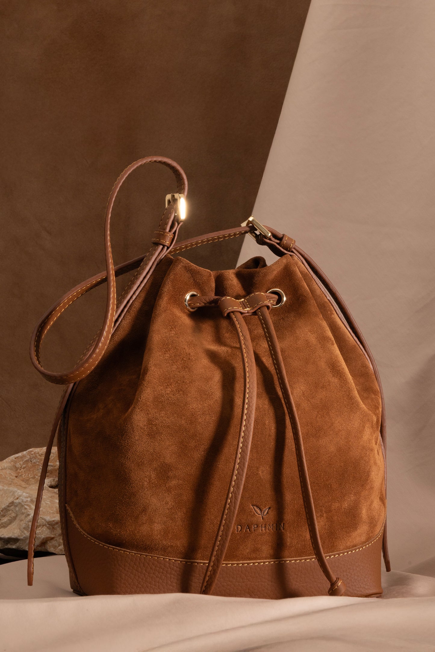 Sorella Suede Bucket – Taba Süet Kadın Omuz Çantası