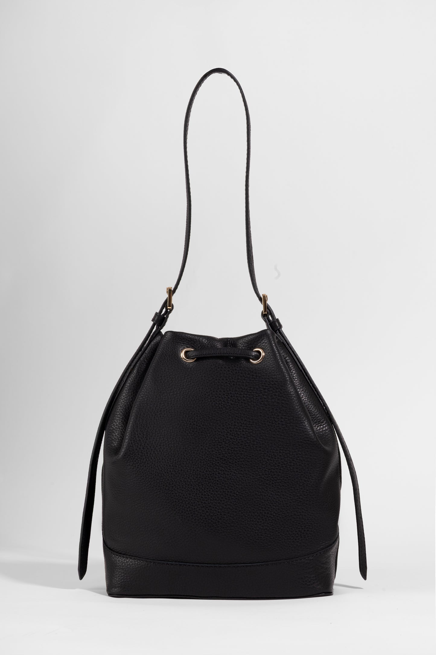 Sorella Bucket – Siyah Hakiki Deri Bucket Omuz Çantası