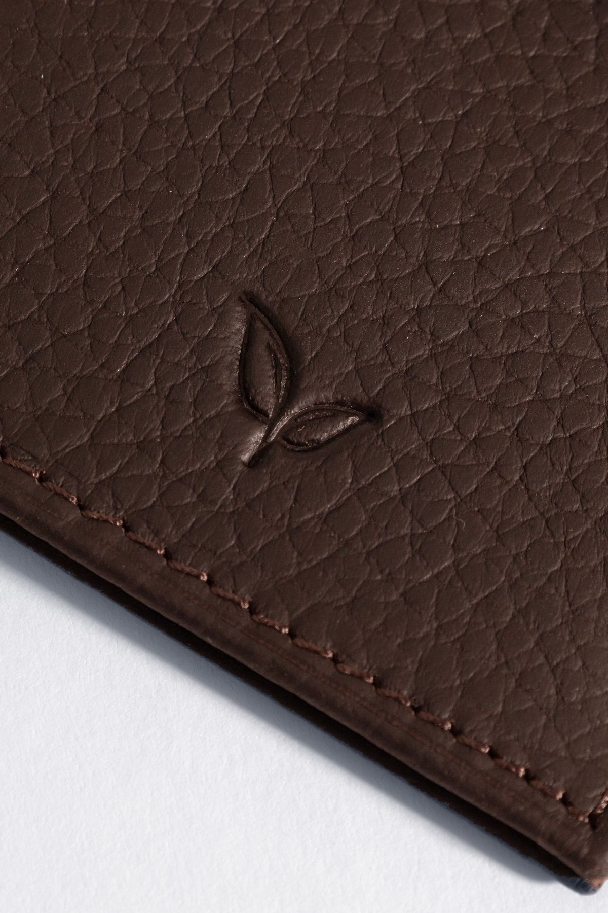 Folium Card Holder – Brown, image 2