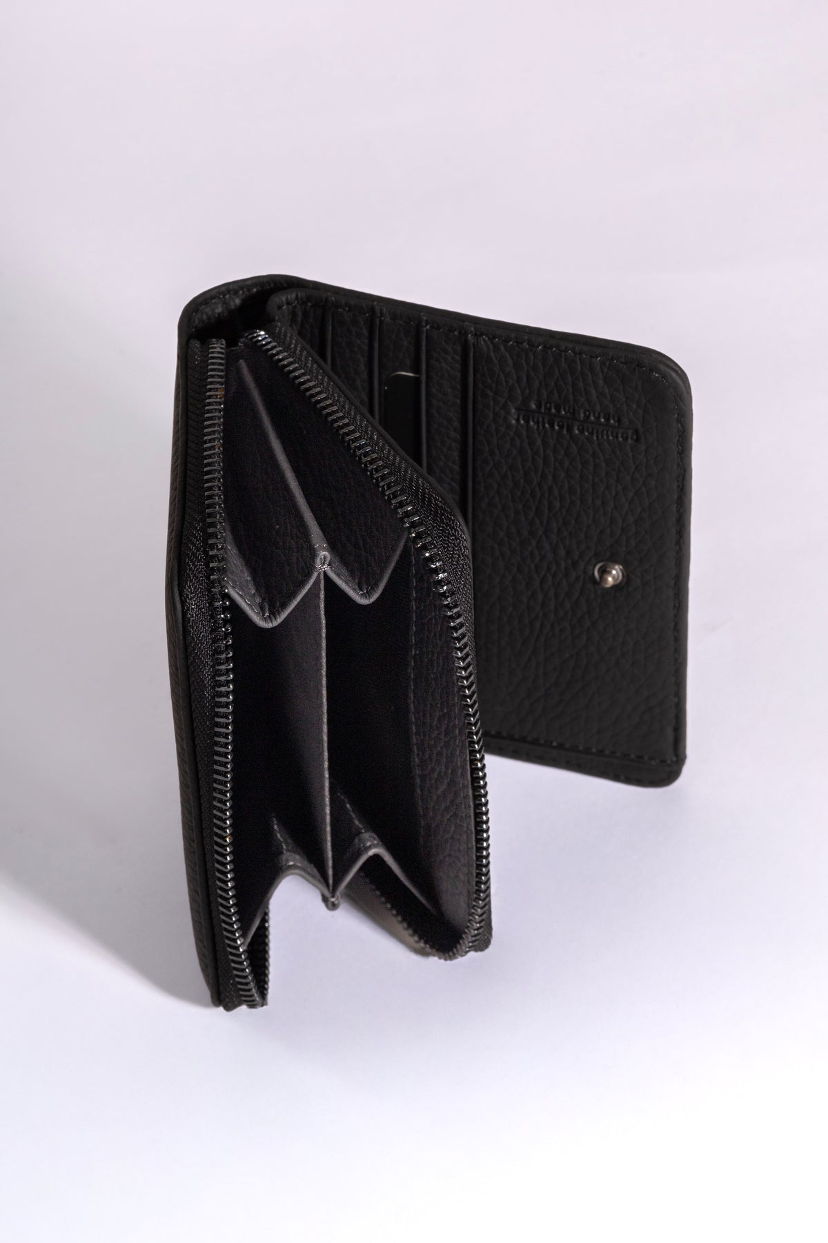 Vera Zipped Wallet – Black, image 4