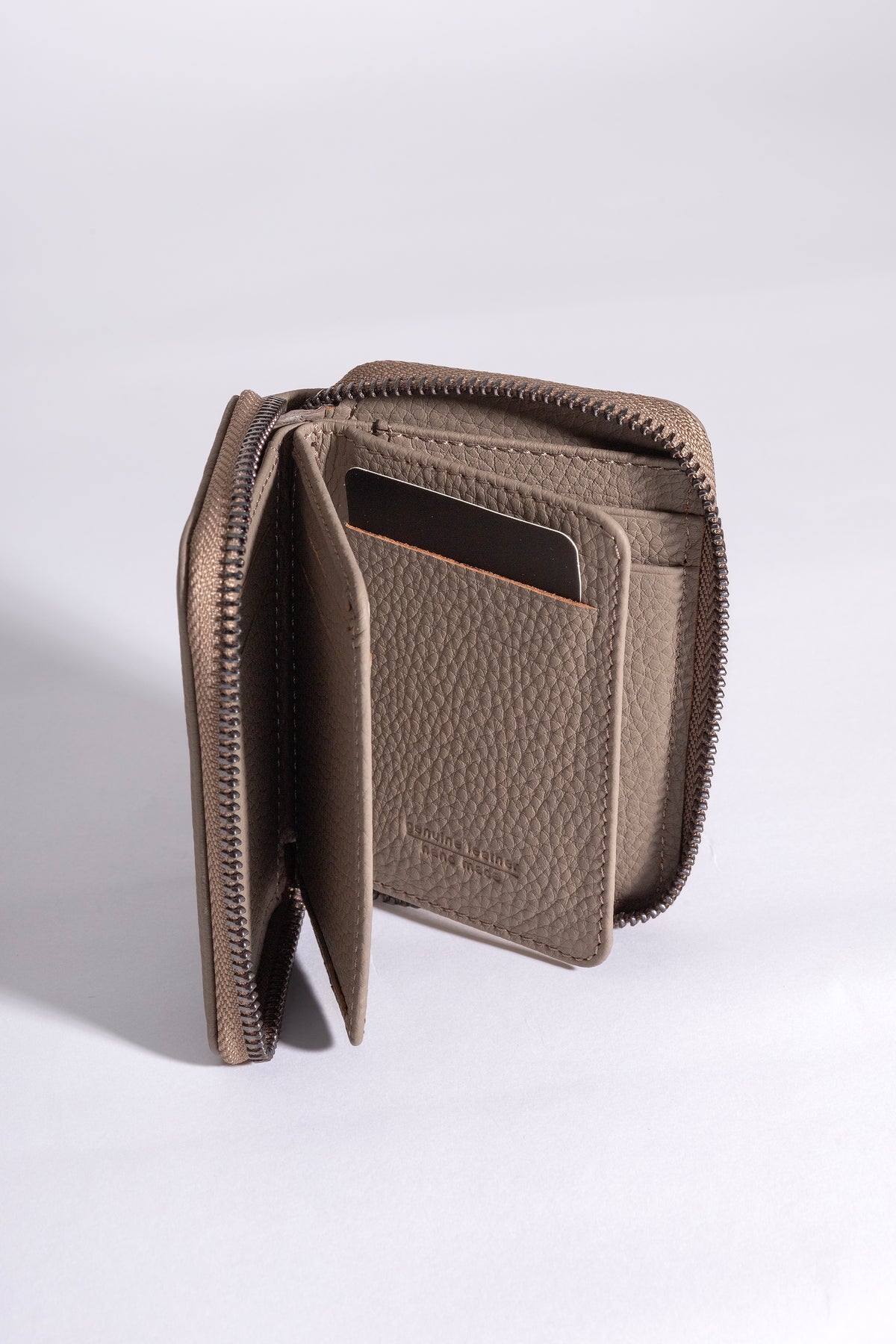 Zeas Zipped Wallet – Taupe, image 4