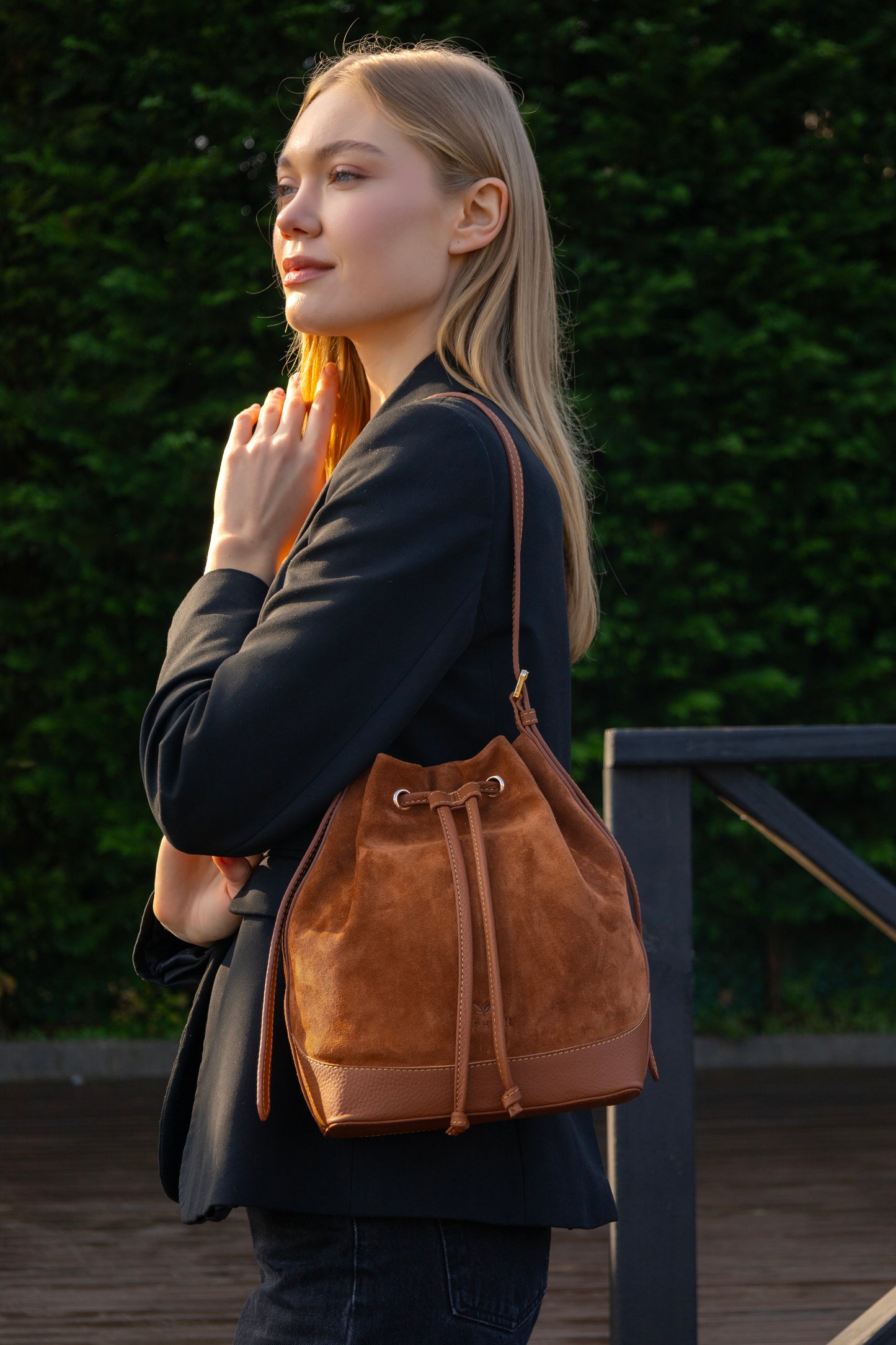 Sorella Suede Bucket – Taba Süet Kadın Omuz Çantası