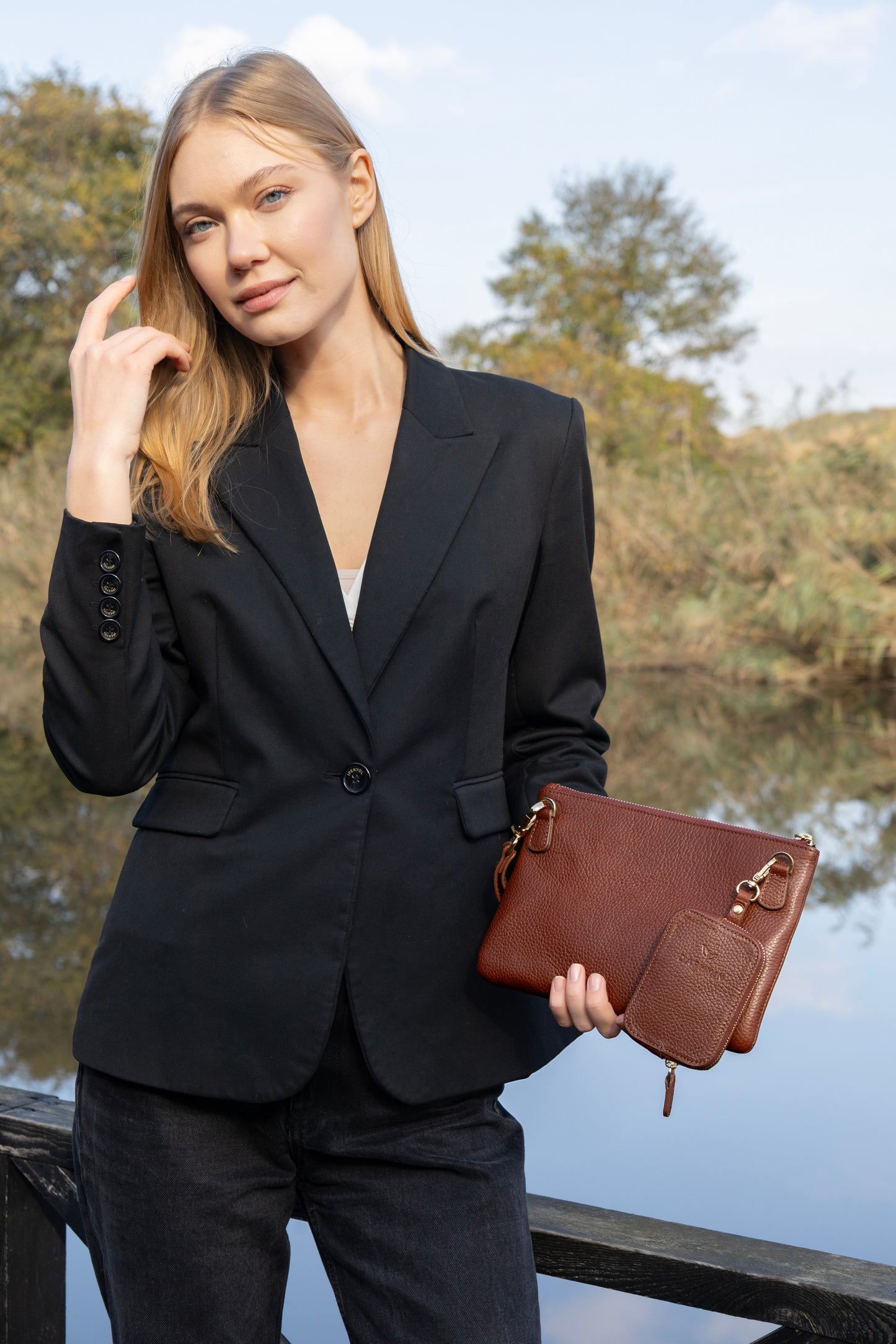 Carry Clutch - Kadın Hakiki Deri Omuz Askılı Taba Portföy/Çapraz Çanta