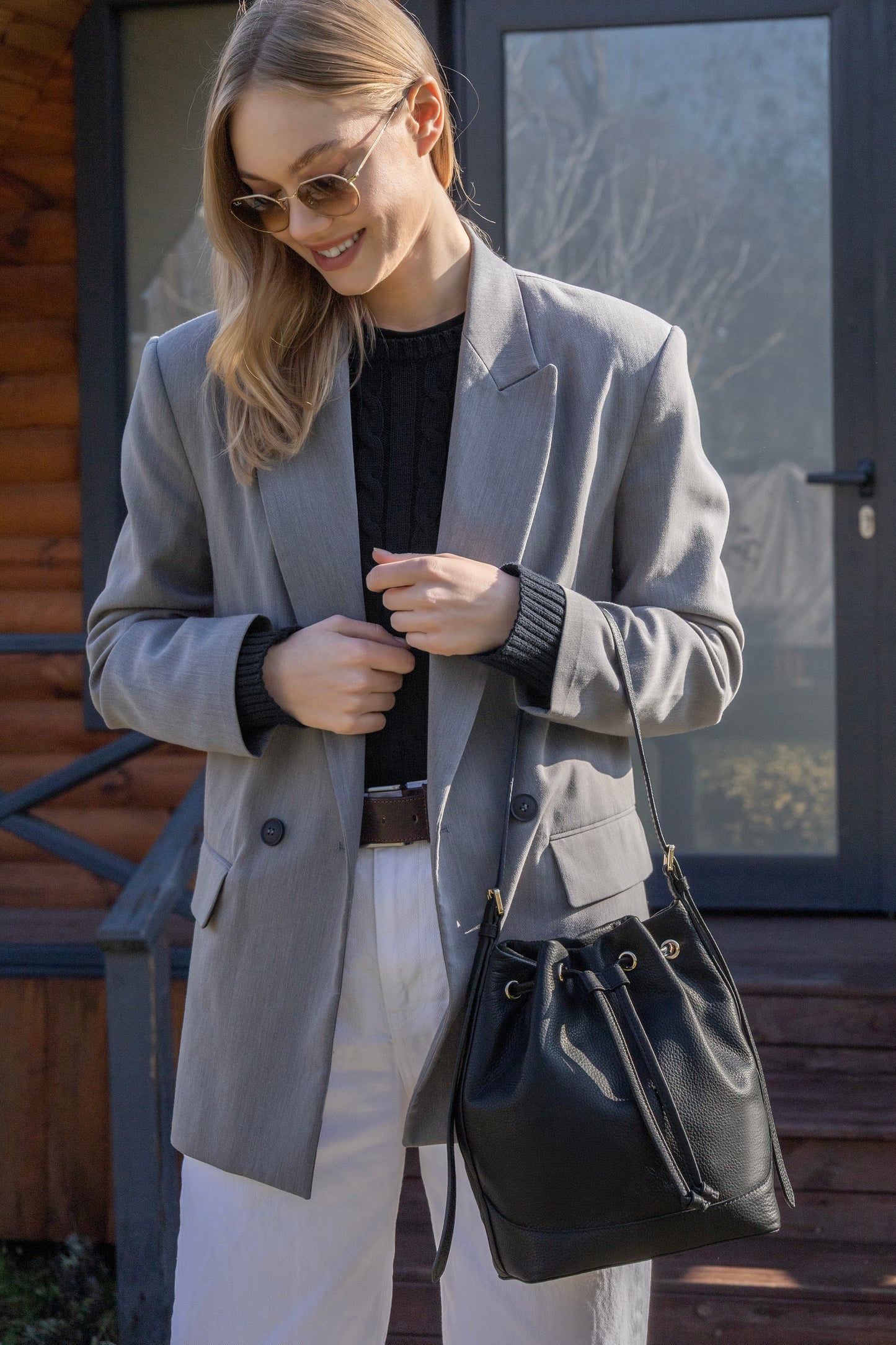 Sorella Bucket – Siyah Hakiki Deri Bucket Omuz Çantası