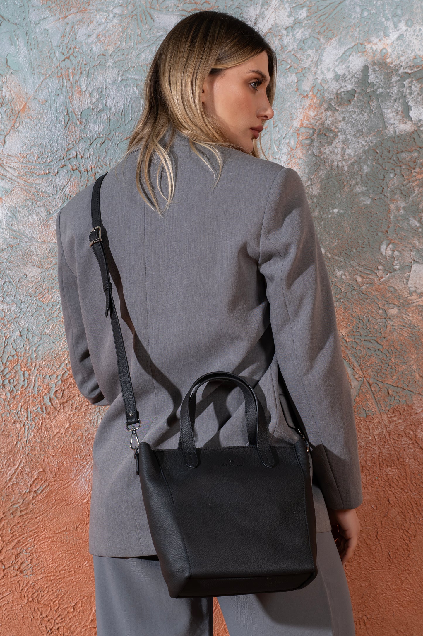 Daphne Flex Small Tote - Siyah Hakiki Deri El ve Omuz Çantası