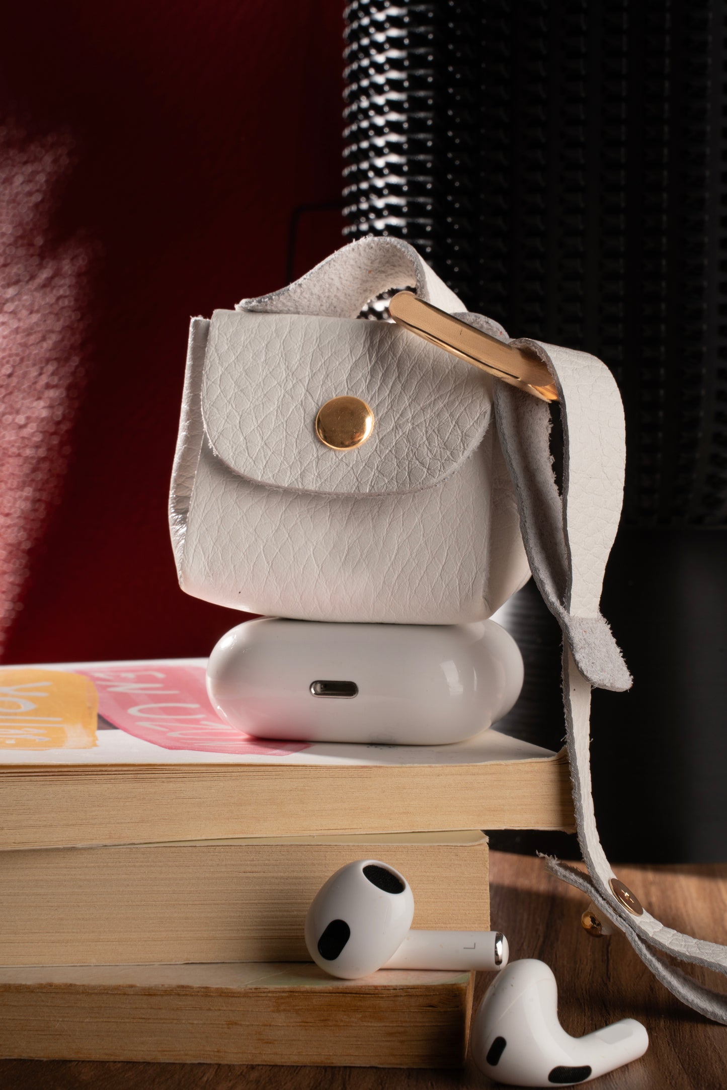 Deri AirPods Kılıfı - Beyaz